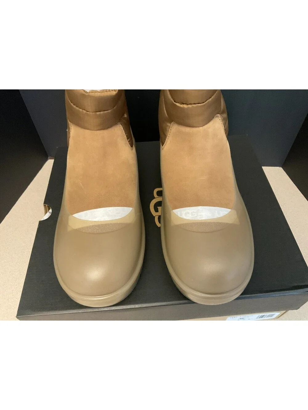 NEW! MENS UGG CLASSIC MINI MOD INSULATED BOOTS W/ SILICONE GUARD GALOSH. SIZE 12